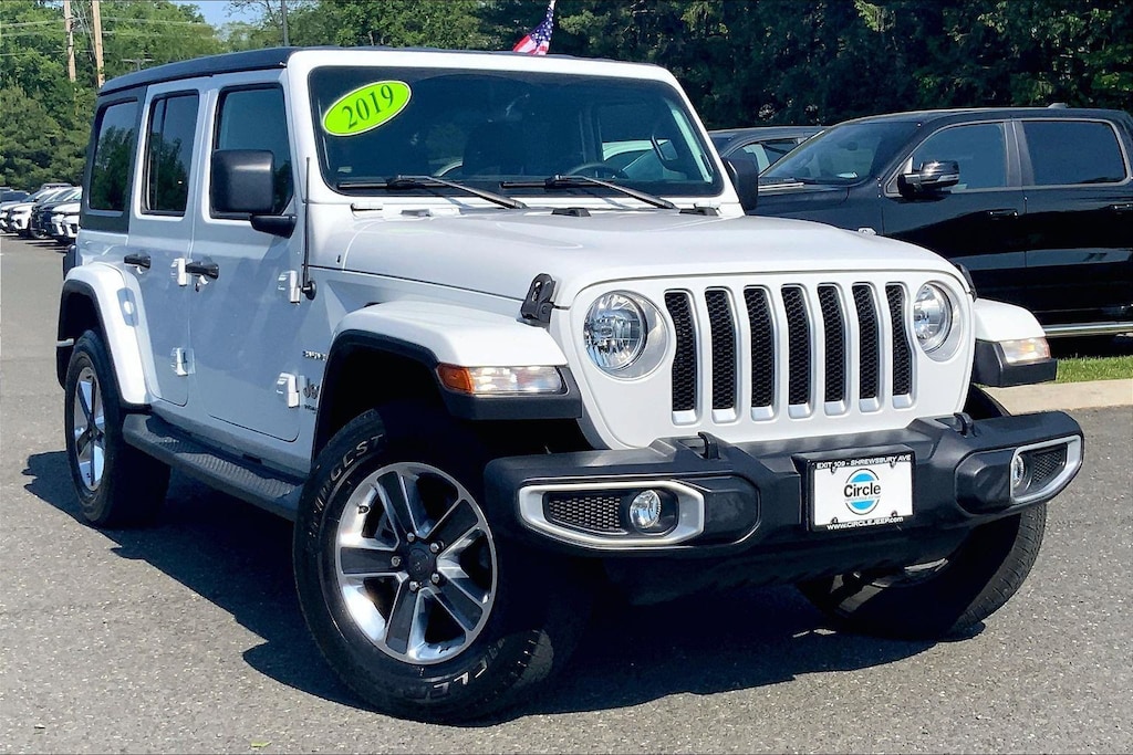 Used 2019 Jeep Wrangler Unlimited Sahara 4x4 SUV