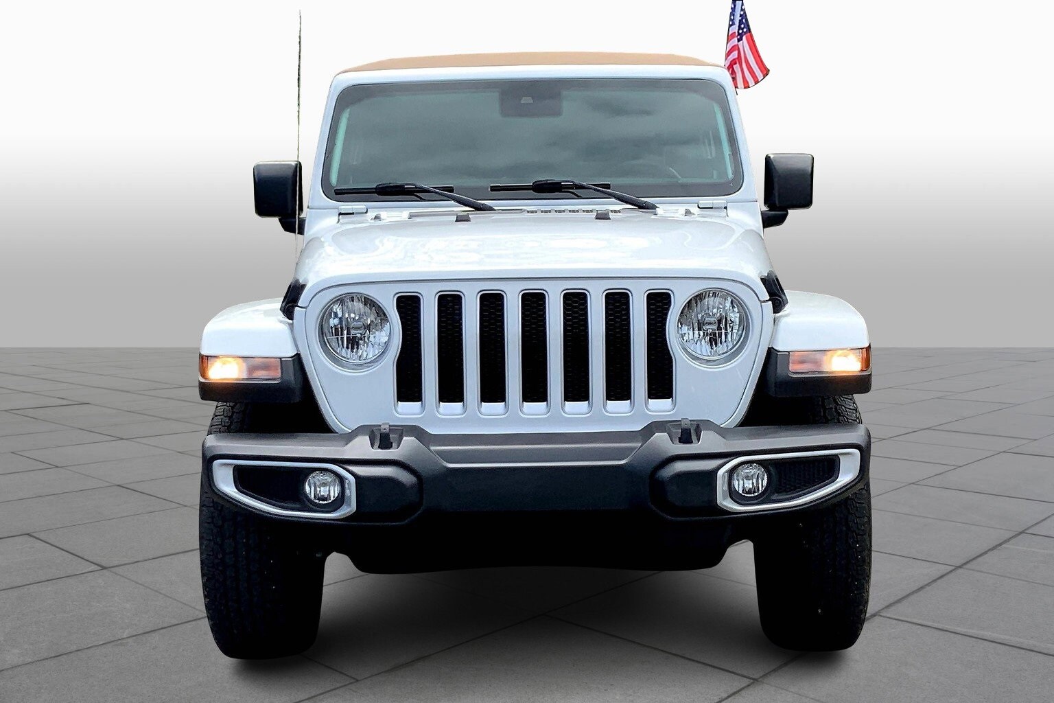 2022 Jeep Wrangler Unlimited Sahara photo 3