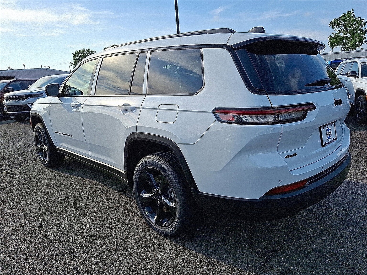 2025 Jeep Grand Cherokee Altitude X photo 4