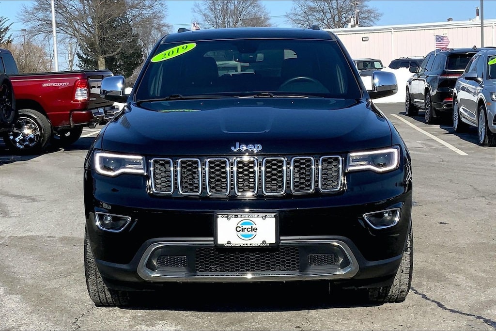 Used 2019 Jeep Grand Cherokee Limited SUV