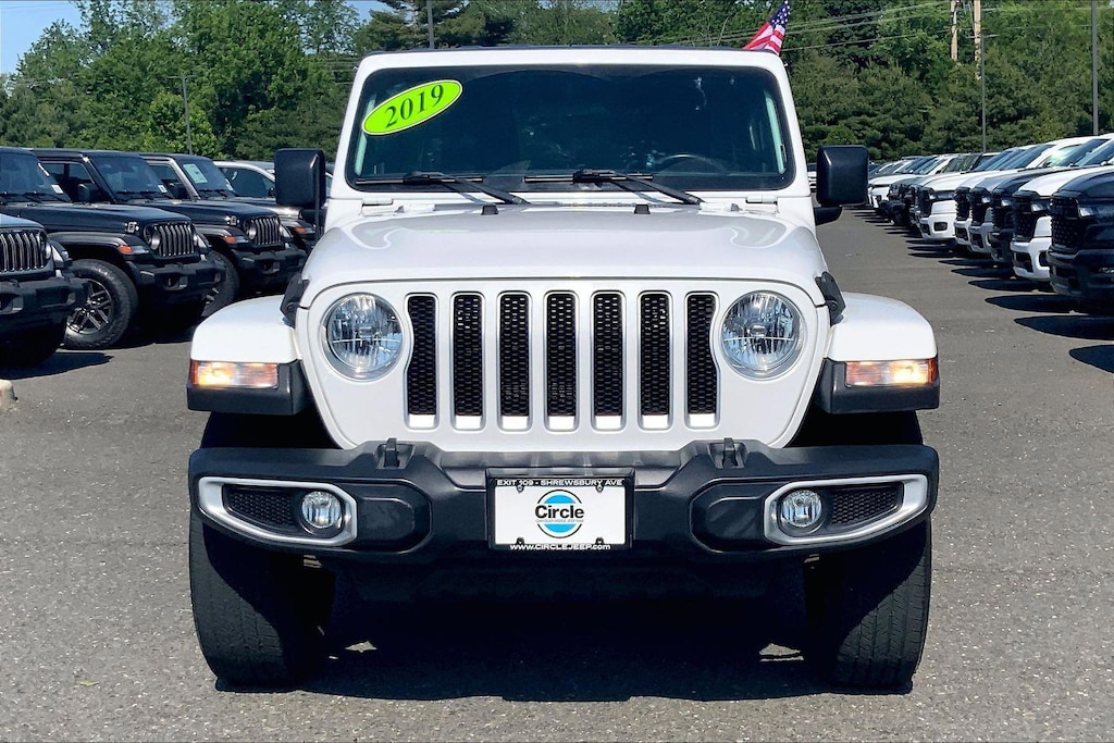 Used 2019 Jeep Wrangler Unlimited Sahara 4x4 SUV