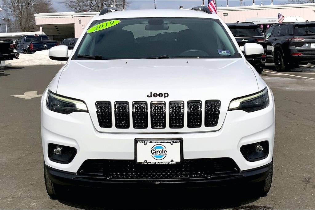 Used 2019 Jeep Cherokee Latitude Plus 4x4 SUV