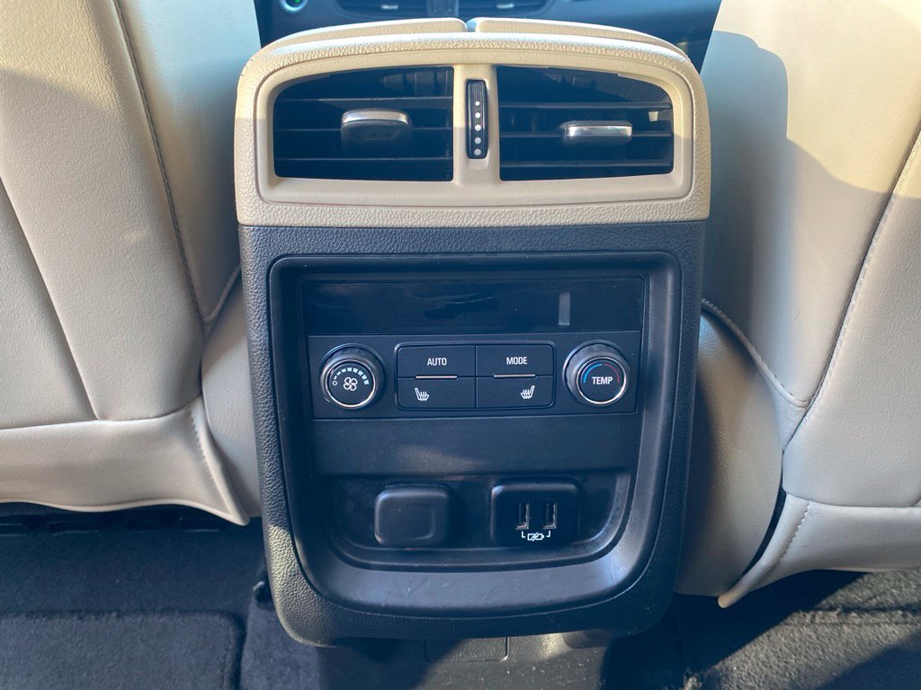 2017 Buick Envision Essence - Photo 24