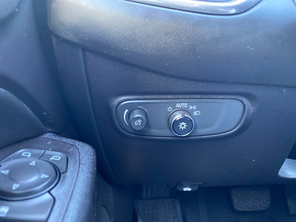 2018 Chevrolet Equinox LT - Photo 22