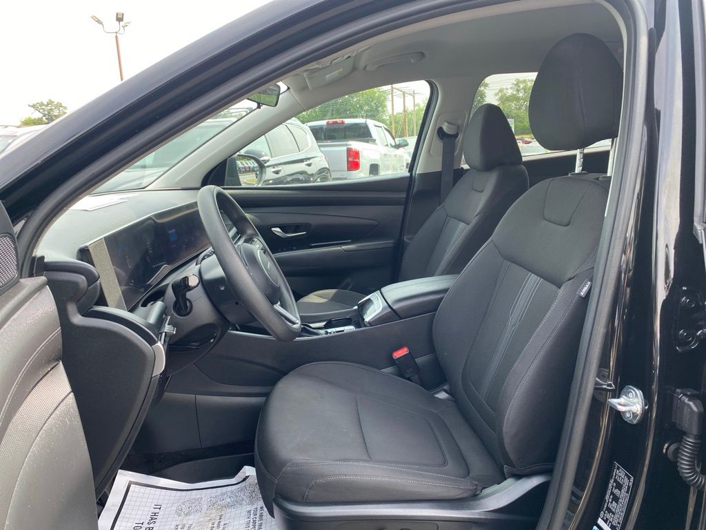2025 Hyundai Tucson SEL - Photo 13