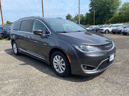 2019 Chrysler Pacifica Touring L Minivan/Van