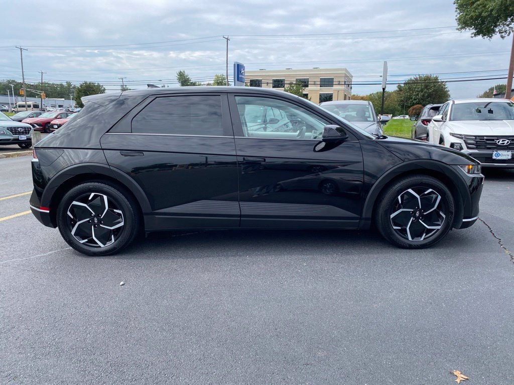 Used 2022 Hyundai IONIQ 5 SEL with VIN KM8KNDAF6NU055407 for sale in Shrewsbury, NJ
