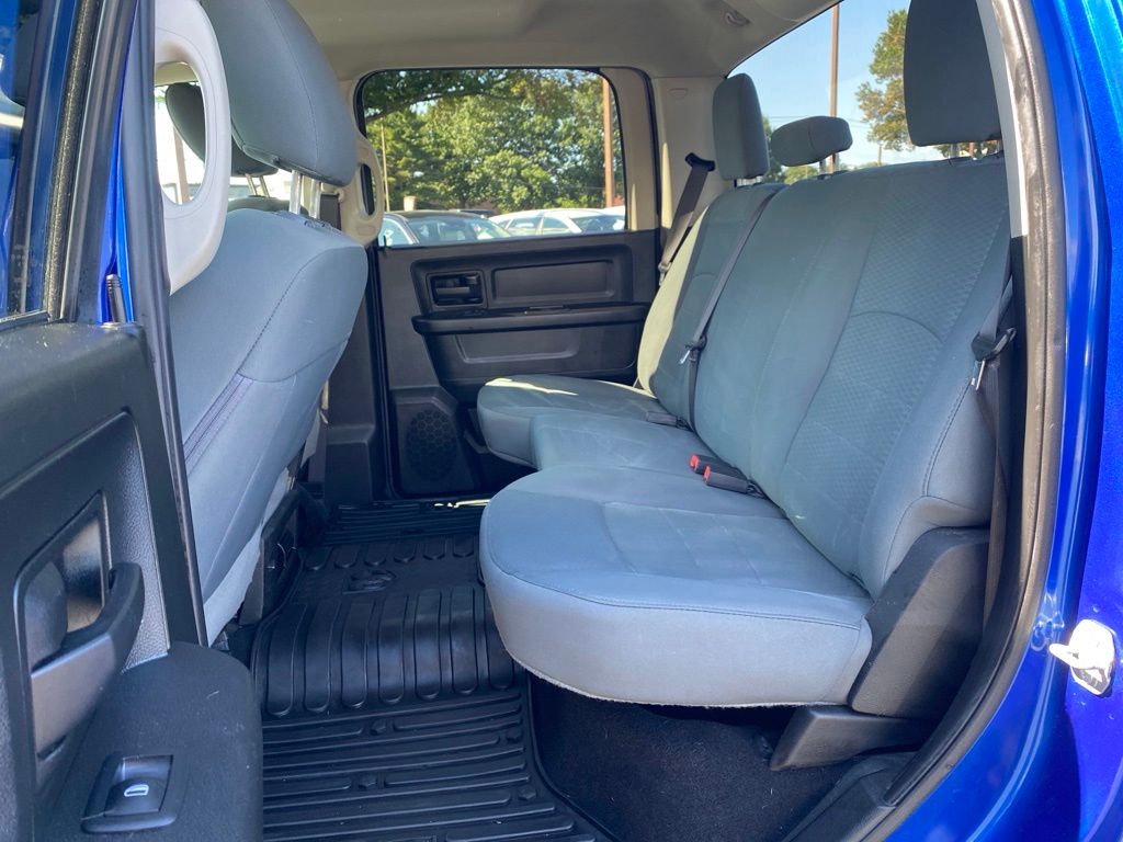 2019 RAM Ram 1500 Classic Express - Photo 14