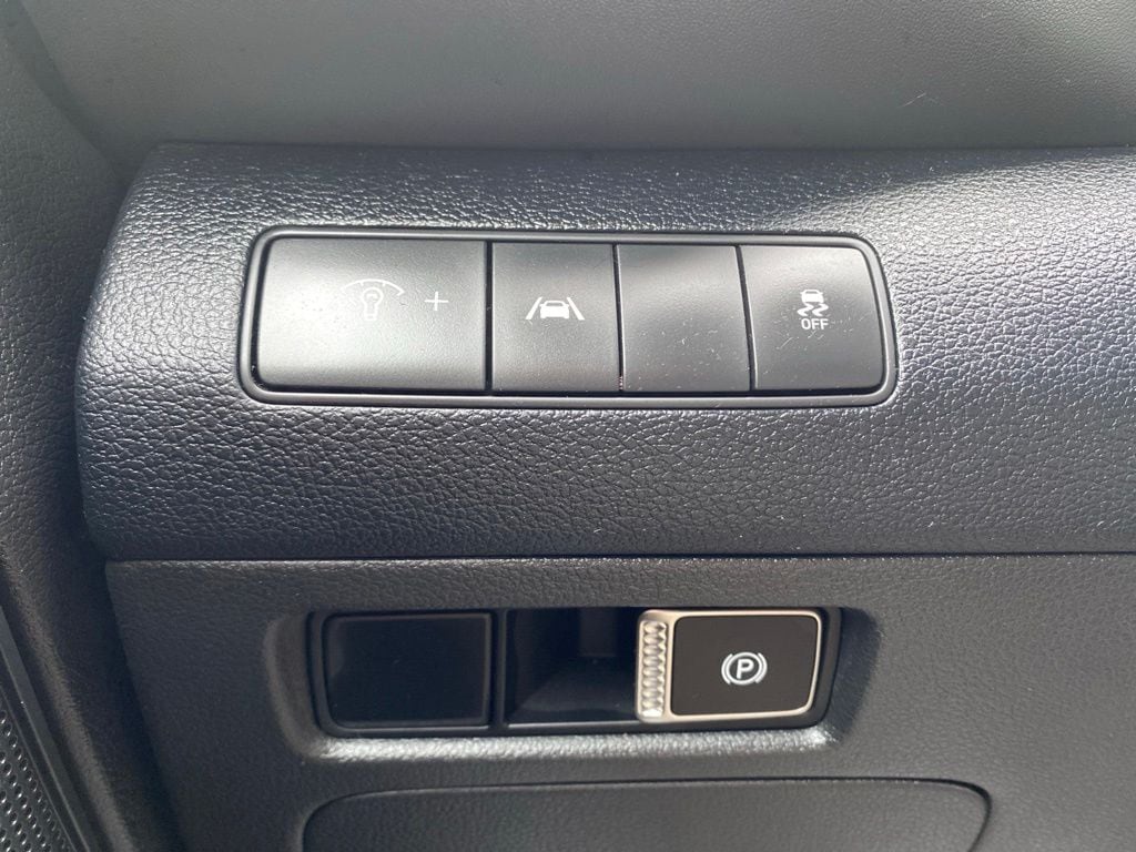 2023 Hyundai Santa Fe SE - Photo 23