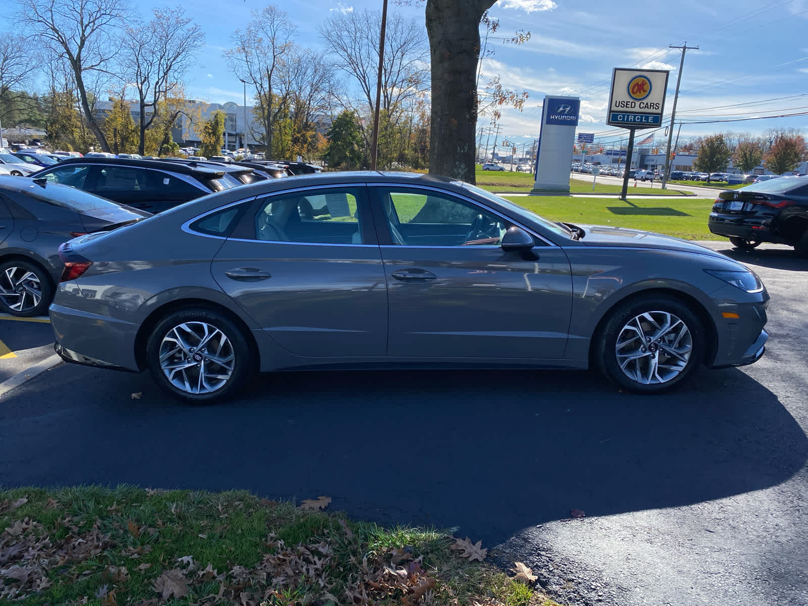 2023 Hyundai Sonata SEL photo 2
