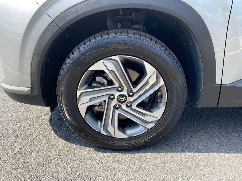 2023 Hyundai Santa Fe SE - Photo 9