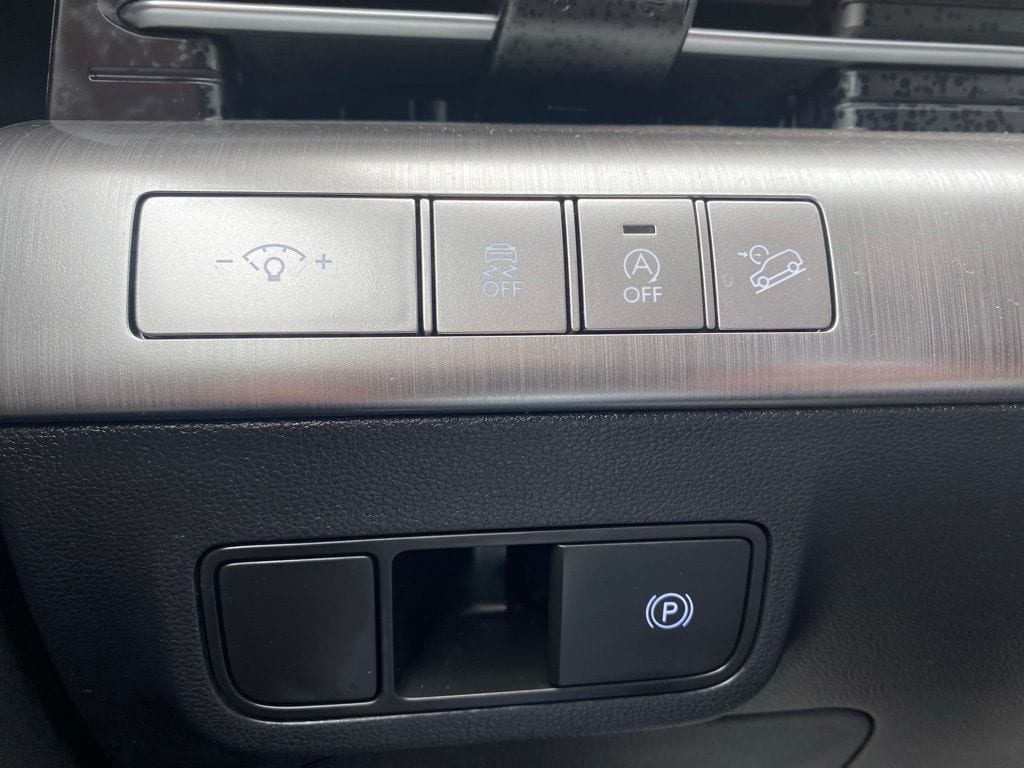 2024 Hyundai Kona SE - Photo 23