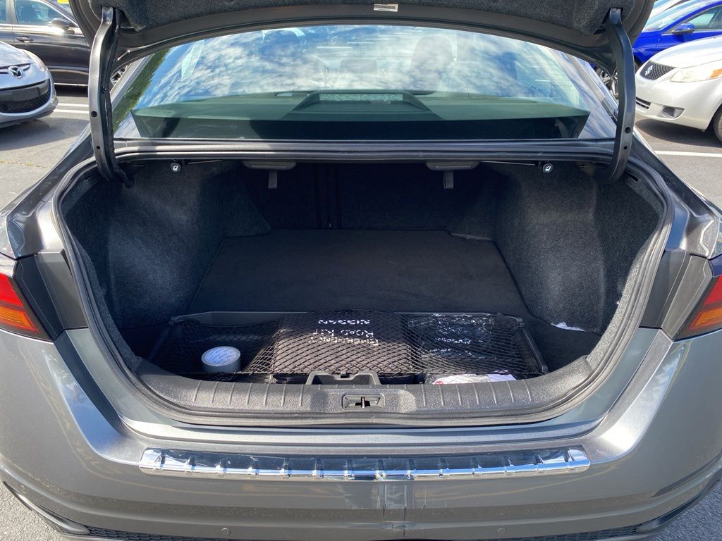2021 Nissan Altima SV - Photo 16
