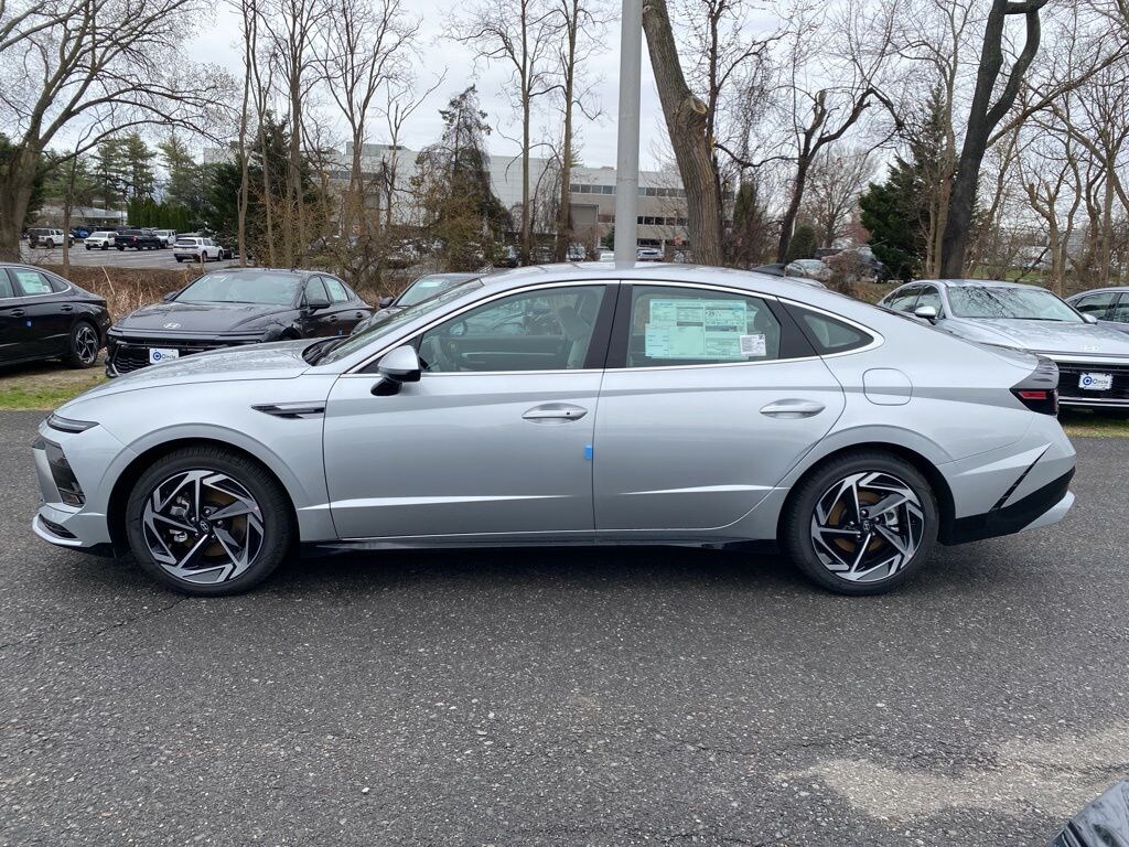 New 2026 Hyundai Sonata SEL Sport Sedan