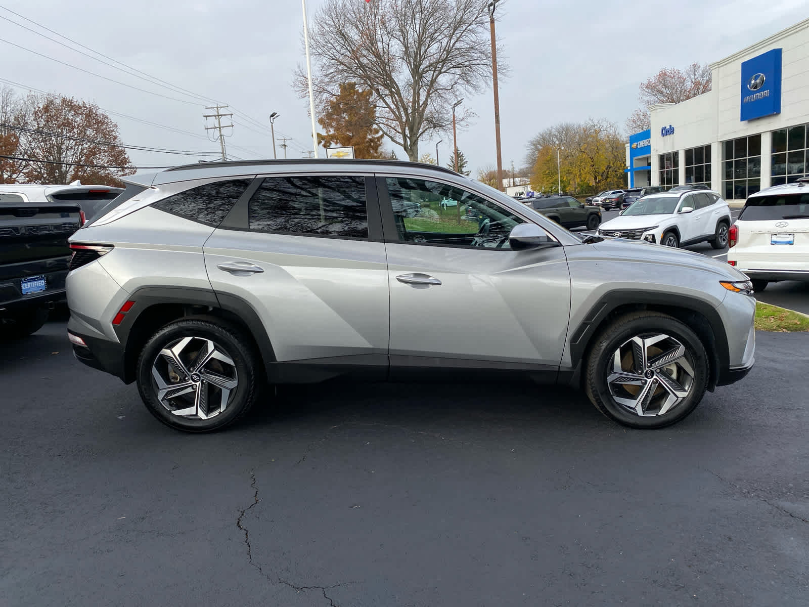 2023 Hyundai Tucson SEL Convenience photo 2