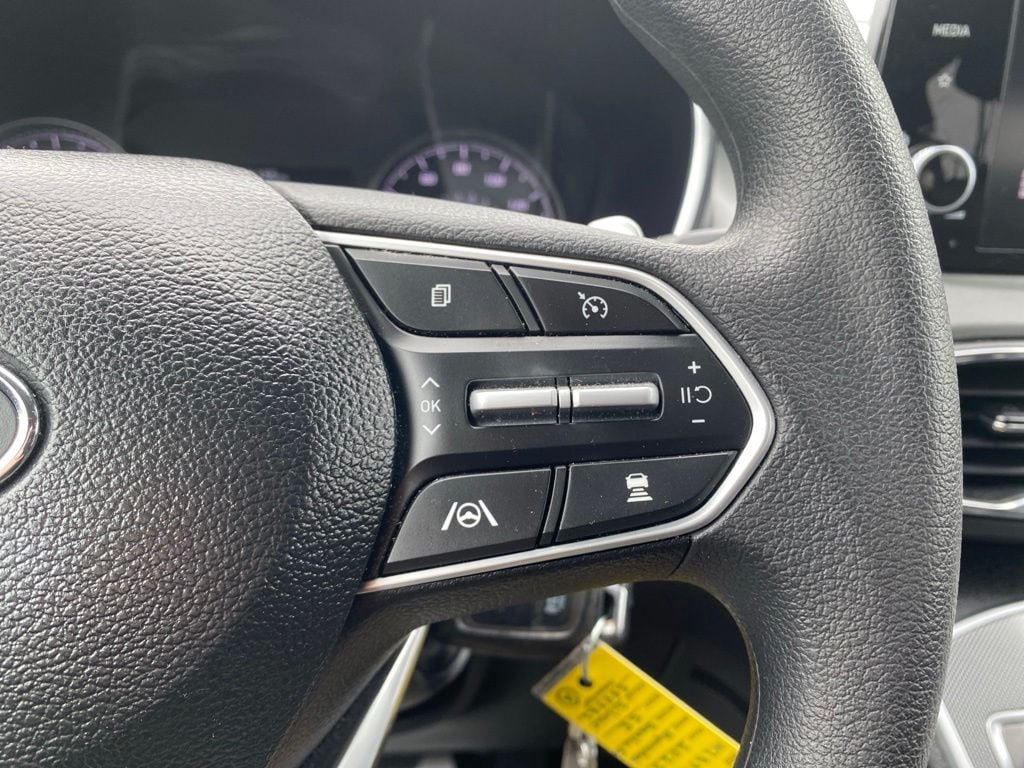 2023 Hyundai Santa Fe SE - Photo 20