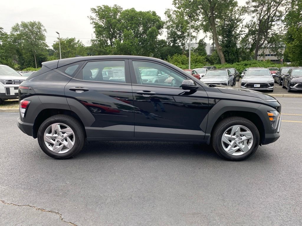New 2026 Hyundai Kona SE AWD SUV