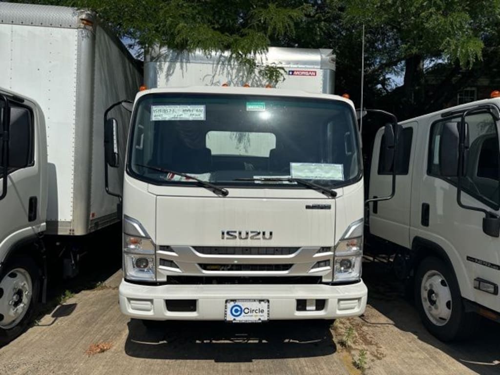 New 2024 Isuzu NPR Gas HD Minivan/Van