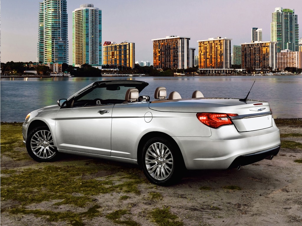 Used 2011 Chrysler 200 Limited Convertible
