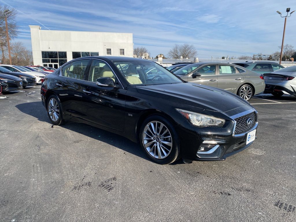 2019 INFINITI Q50 LUXE