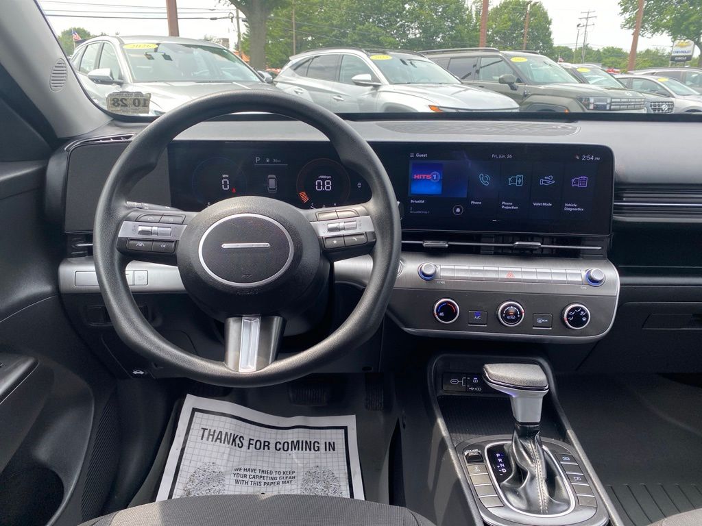 2024 Hyundai Kona SE - Photo 10