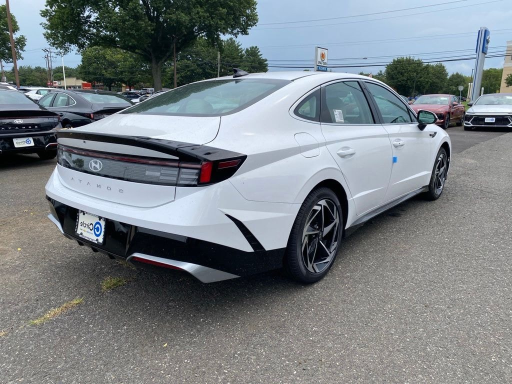 New 2026 Hyundai Sonata SEL Sport Sedan