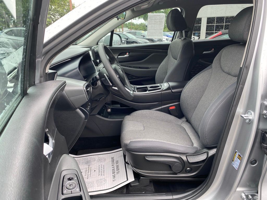 2023 Hyundai Santa Fe SE - Photo 13