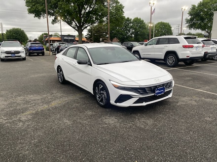2025 Hyundai Elantra SEL Sport IVT