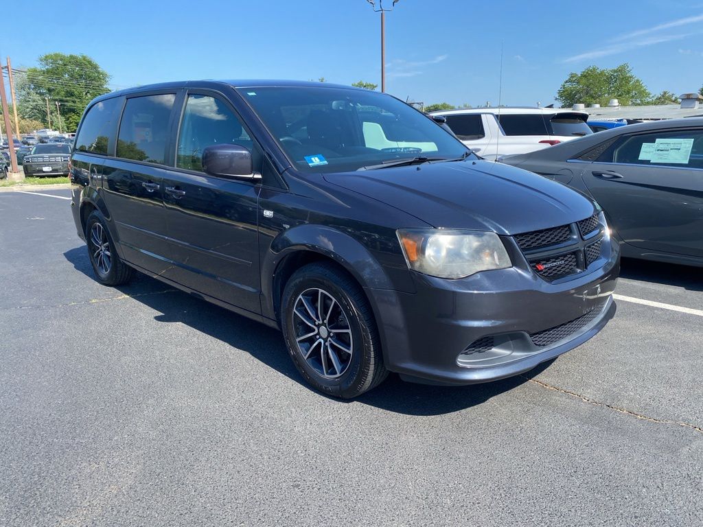 2014 Dodge Grand Caravan SE 30th Anniversary's photo