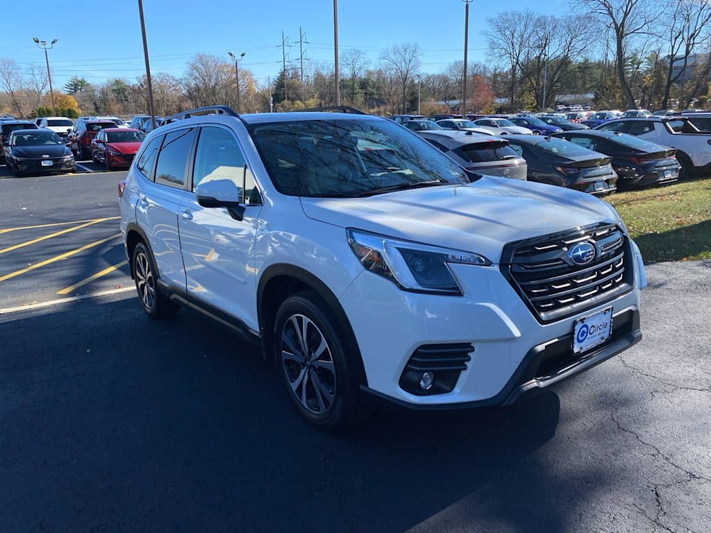 2024 Subaru Forester Limited's photo