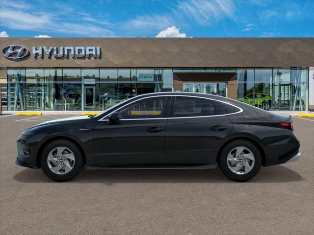 2025 Hyundai Sonata SE photo 3