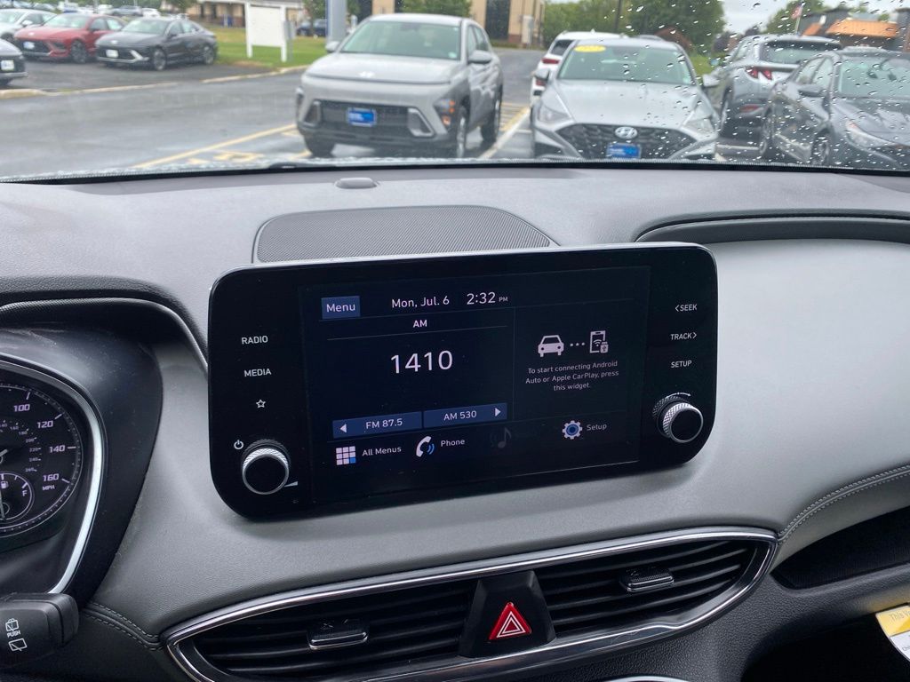 2023 Hyundai Santa Fe SE - Photo 17