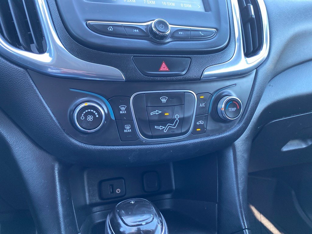 2018 Chevrolet Equinox LT - Photo 16