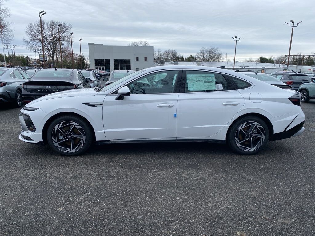 New 2026 Hyundai Sonata SEL Sport Sedan