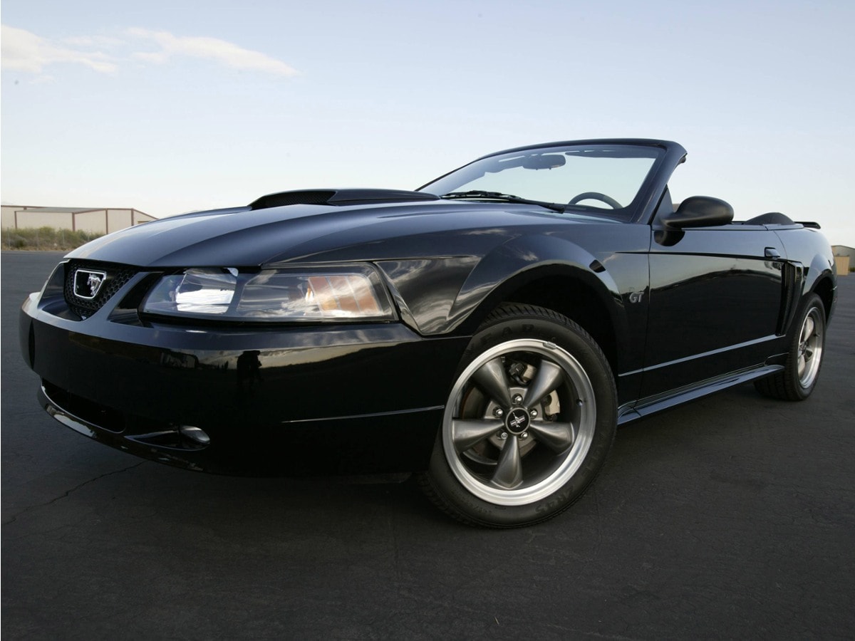 2004 Ford Mustang's photo