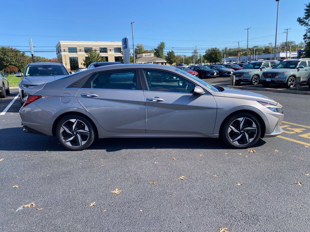 Used 2021 Hyundai Elantra SEL Sedan