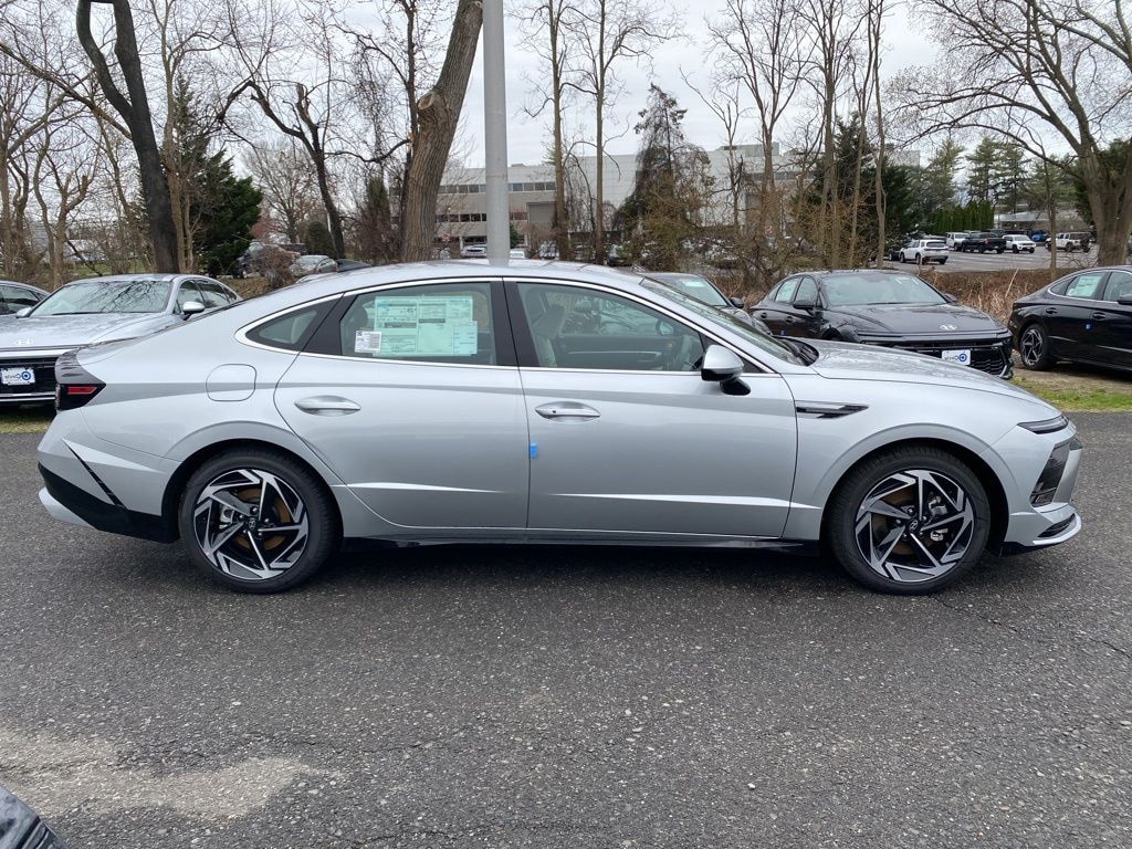 New 2026 Hyundai Sonata SEL Sport Sedan