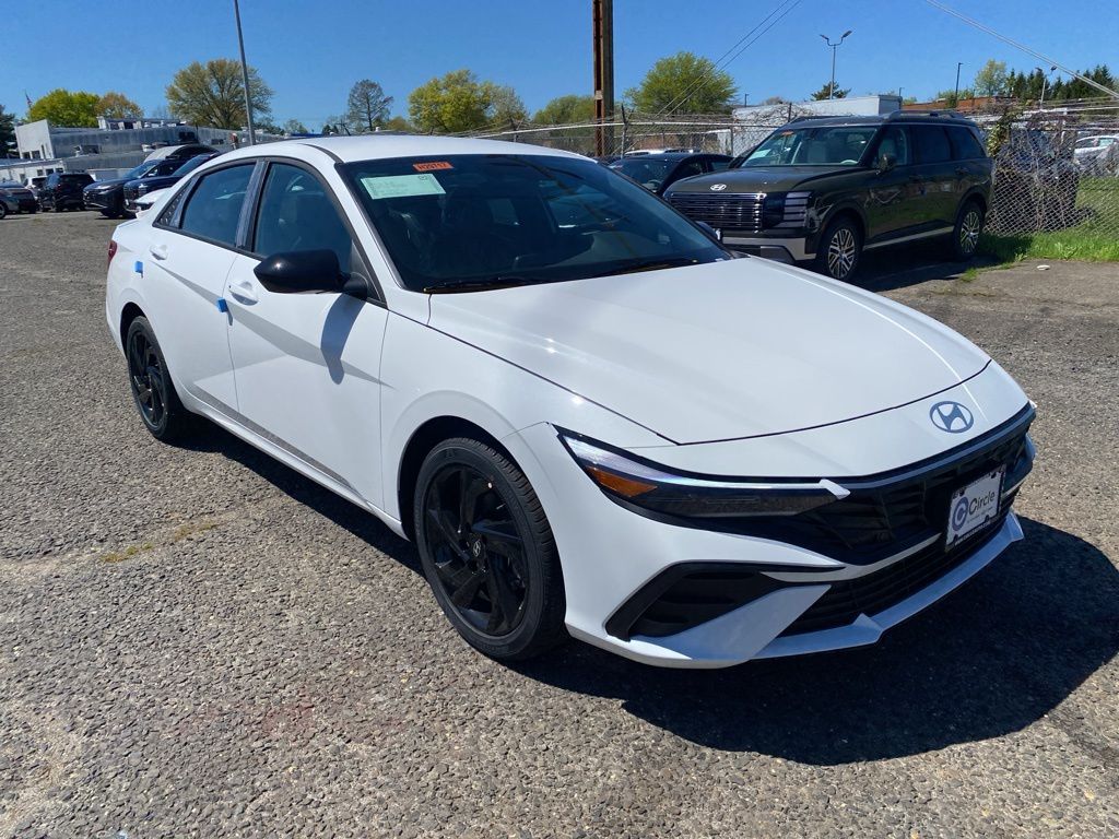 2026 Hyundai Elantra Sedan 