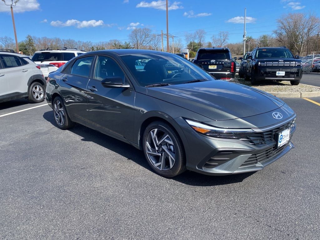 2025 Hyundai Elantra SEL