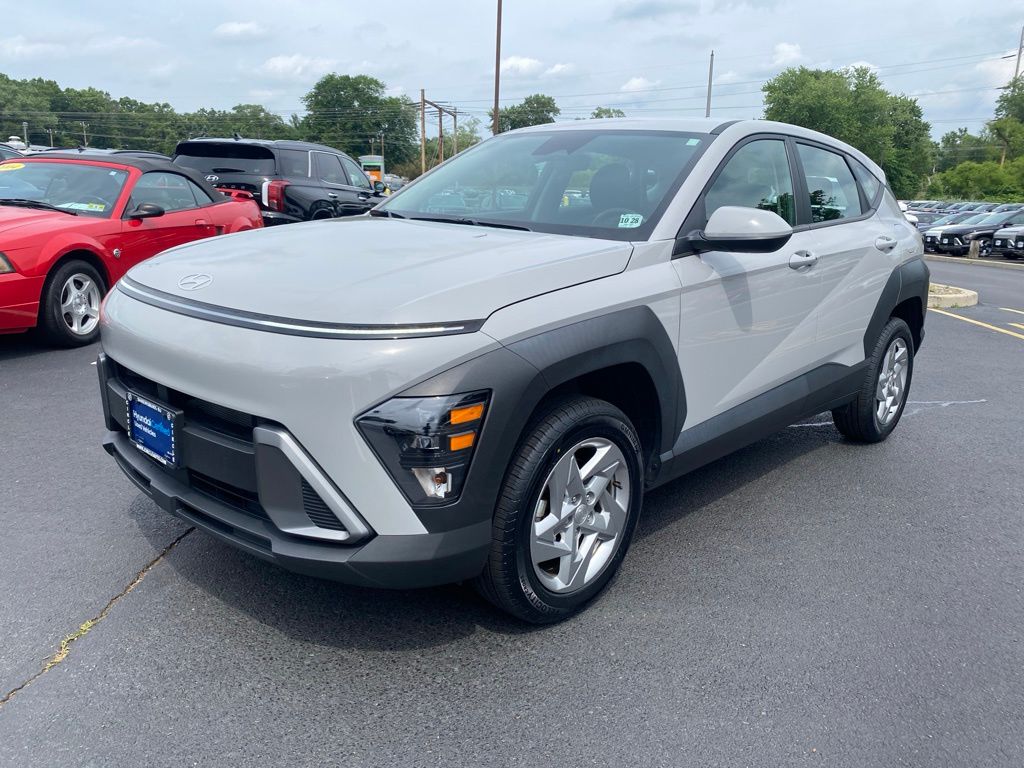 2024 Hyundai Kona SE - Photo 6