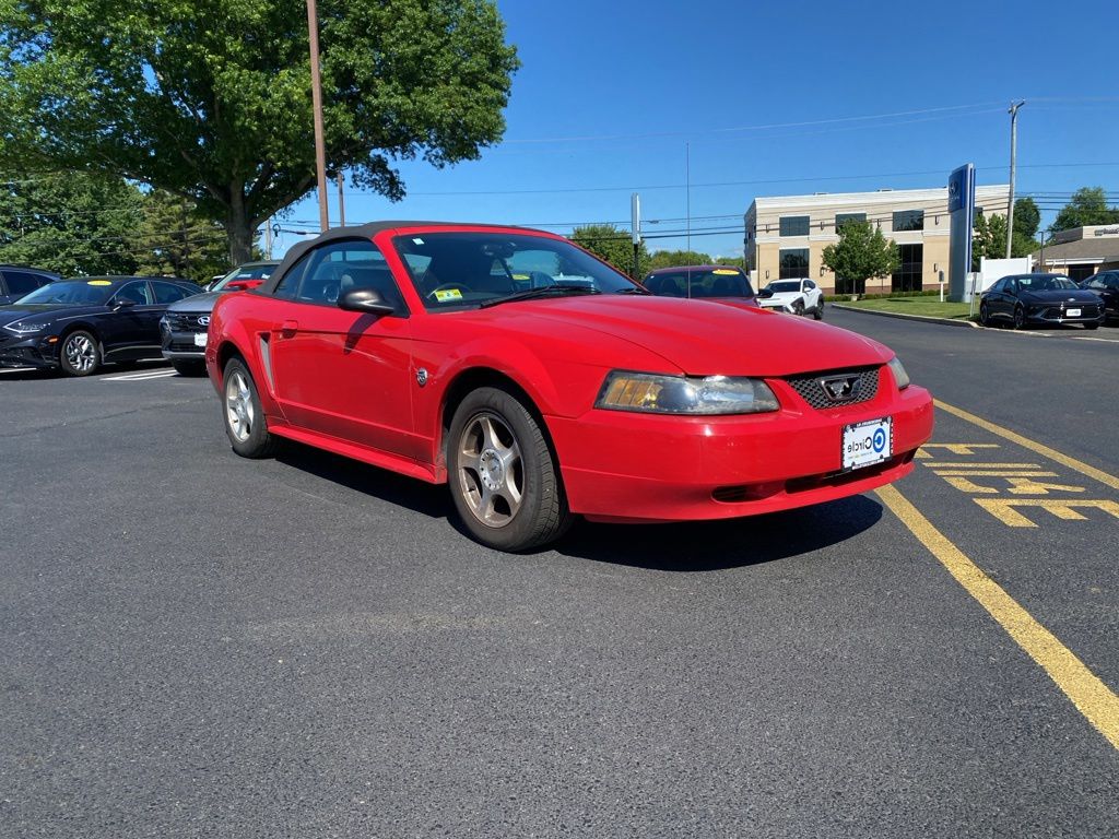 2004 Ford Mustang's photo