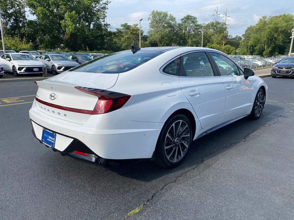 2023 Hyundai Sonata Limited - Photo 4