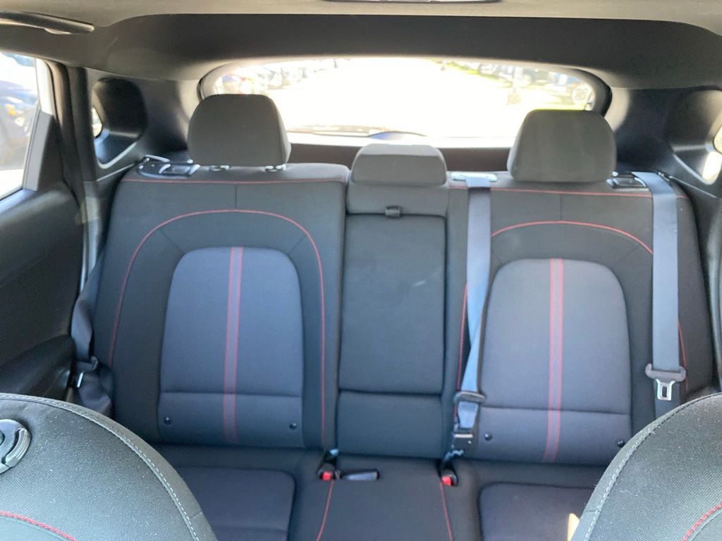 2023 Hyundai Kona N Line - Photo 18