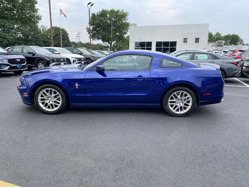 2013 Ford Mustang V6 Premium - Photo 7