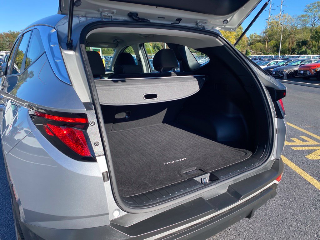 2024 Hyundai Tucson SE - Photo 16