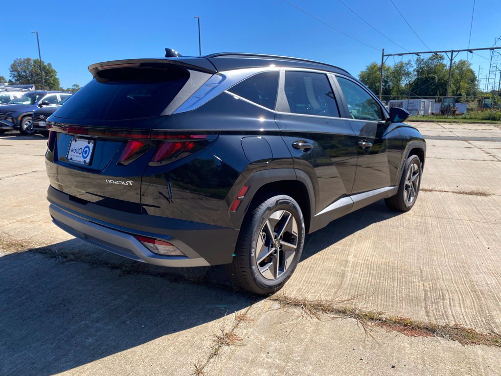 New 2026 Hyundai Tucson Hybrid SUV