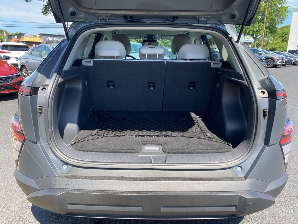 2024 Hyundai Kona SEL - Photo 16