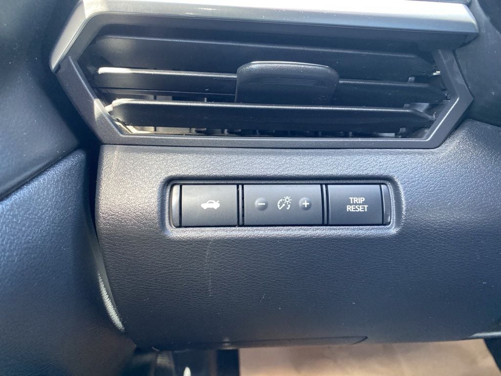 2021 Nissan Altima SV - Photo 22