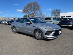 2026 Hyundai Sonata SE Sedan