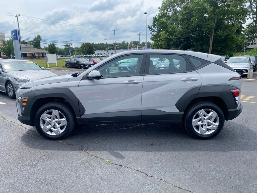 2024 Hyundai Kona SE - Photo 7